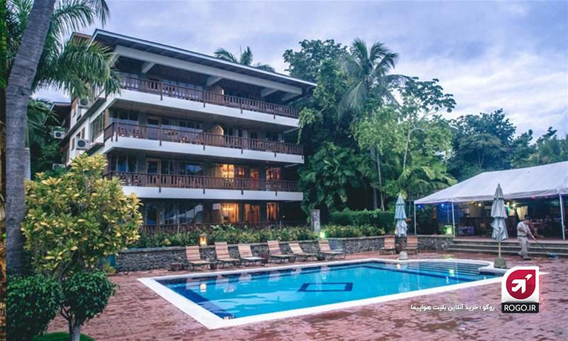 هتل با استخر