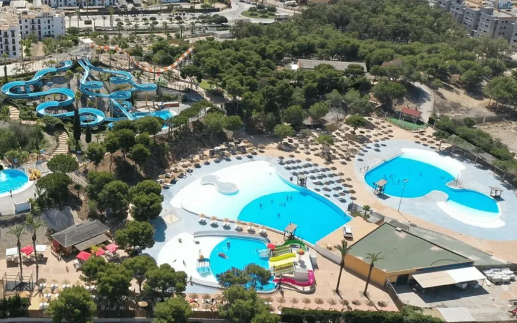 پارک آبی آکوا ورا