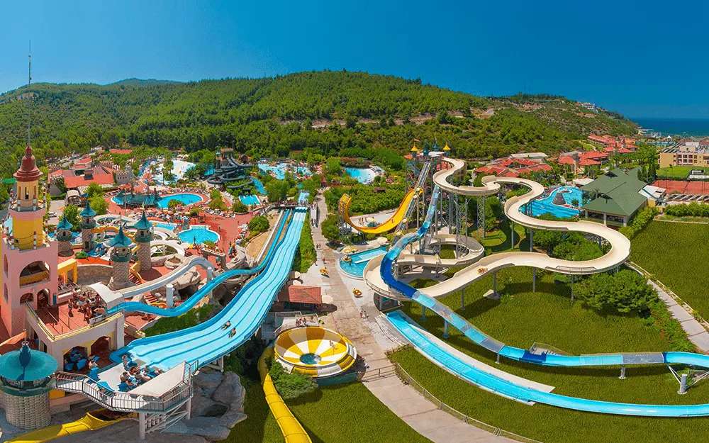 پارک آبی کلاب دلفین